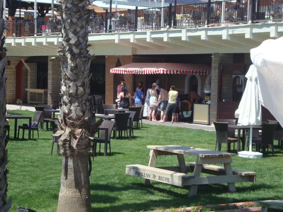 Pizzastation Papillon Belvil