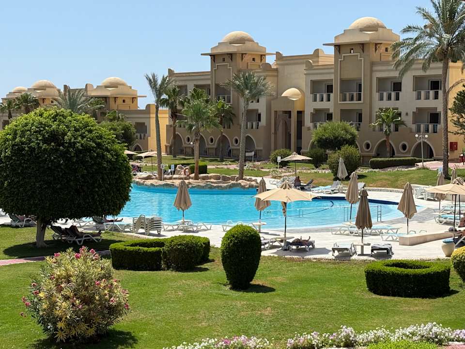 Pool Serenity Alpha Beach