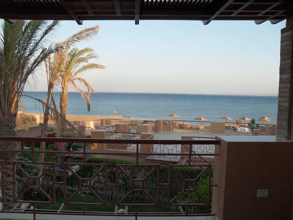 Ausblick vom Zimmer (1.OG) auf den Strand Shams Prestige Abu Soma-Adults Only