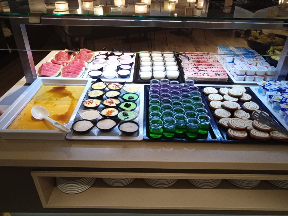 Gastro California Apartments