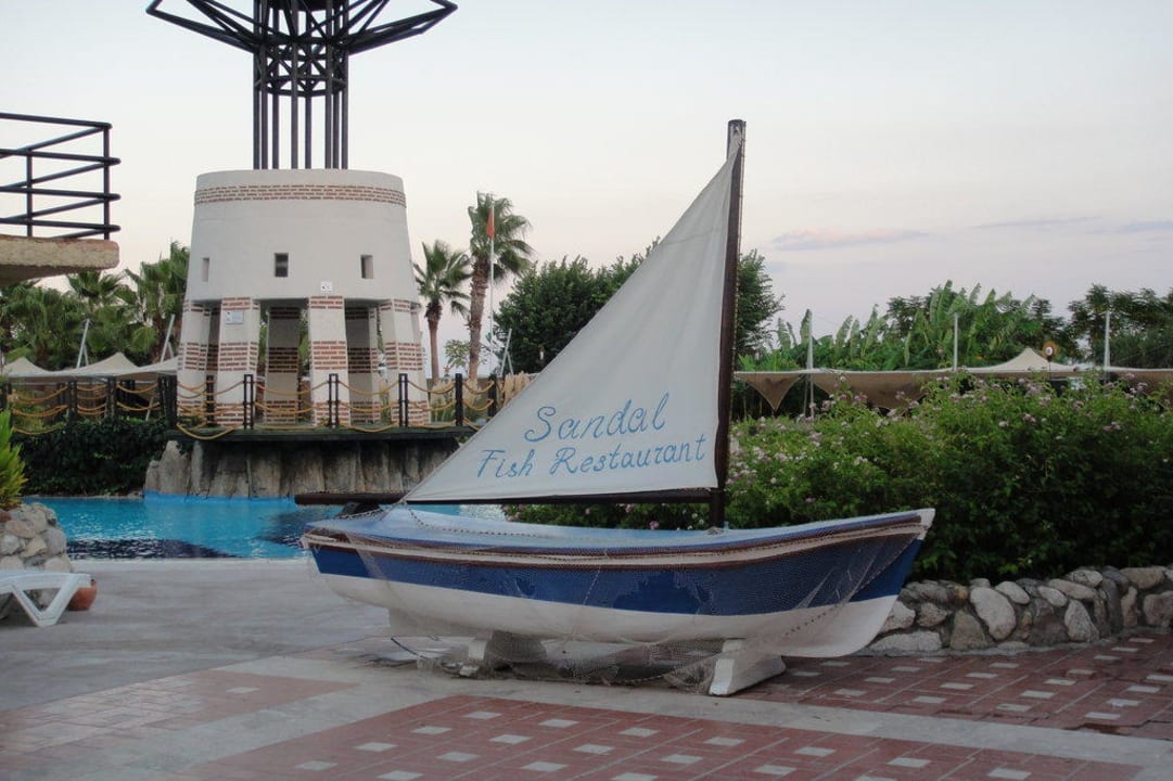 Eingang Fischrestaurant Limak Limra Hotel & Resort