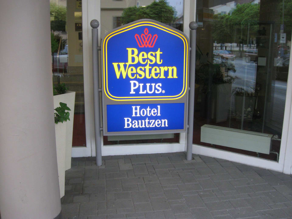 Eingangsbereich Best Western Plus Hotel Bautzen