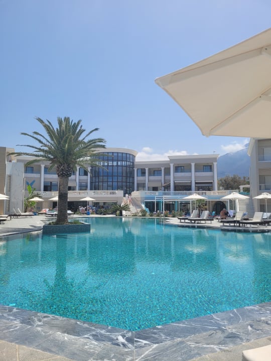 Pool Mythos Palace Resort & Spa