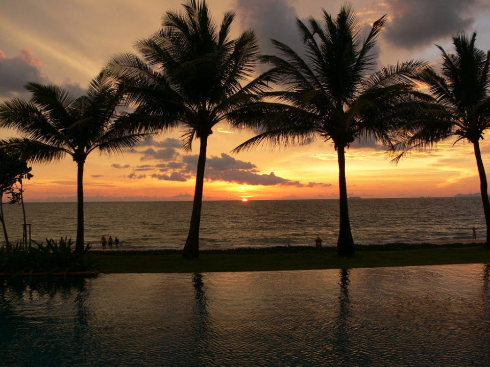 Sonnenuntergang Hotel Lanta Casuarina Beach Resort