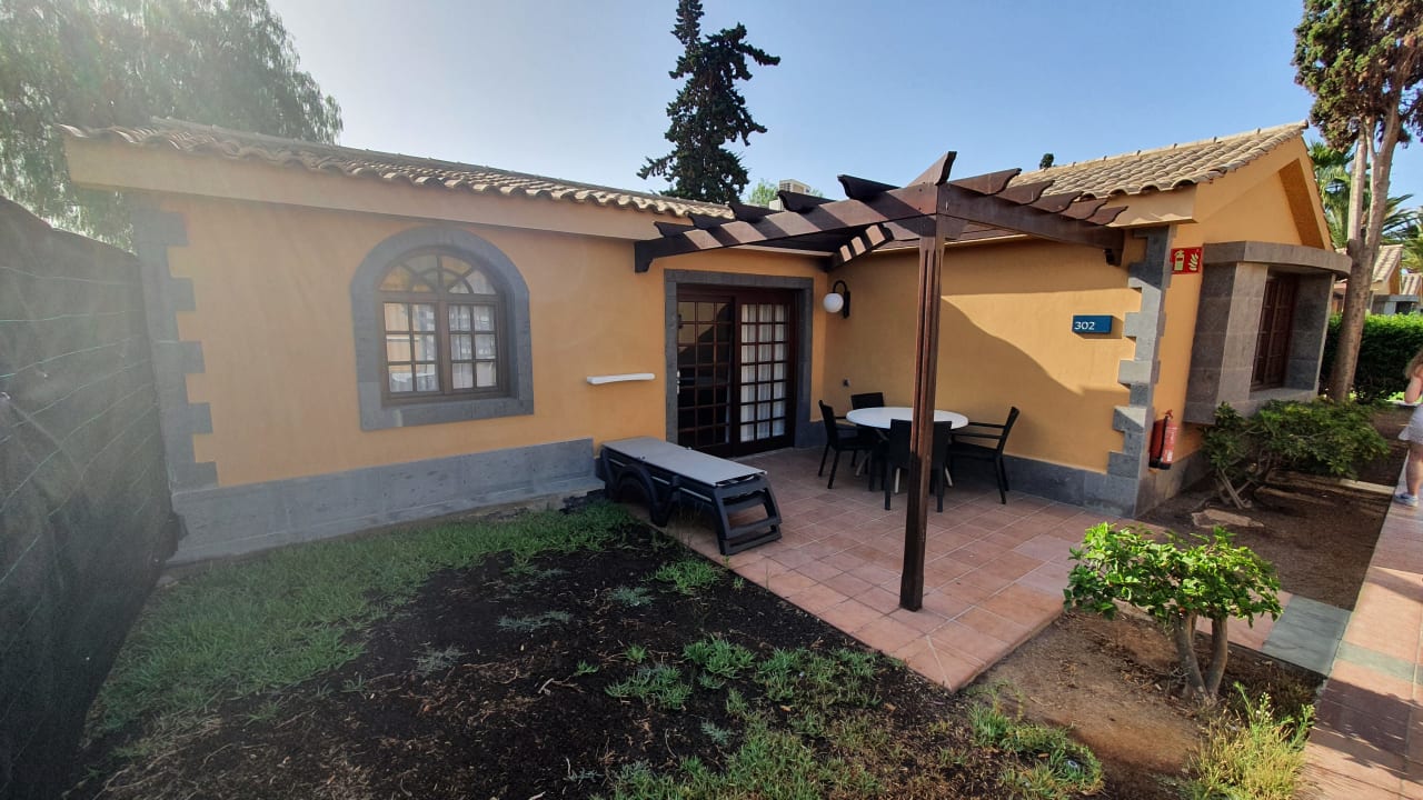 Außenansicht Suites & Villas by Dunas