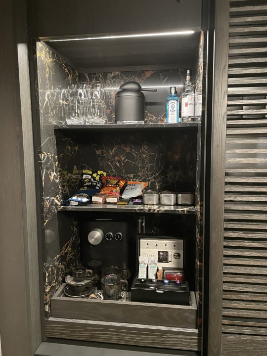 Zimmer Equinox Hotel New York