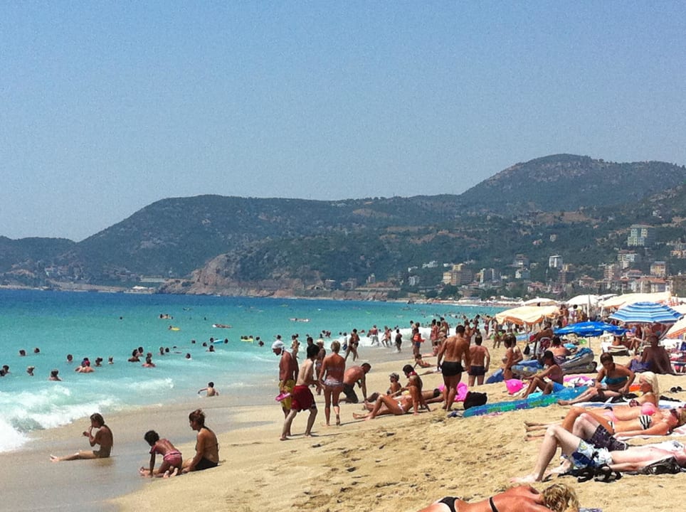 Manchmal zu viel los Hotel Grand Zaman Beach