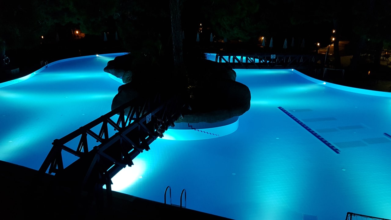 Pool Blue Waters Club