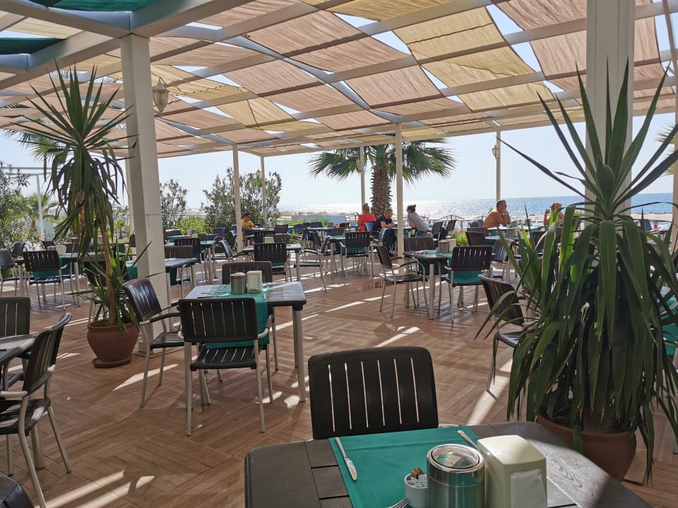 Strand Bella Resort & Spa