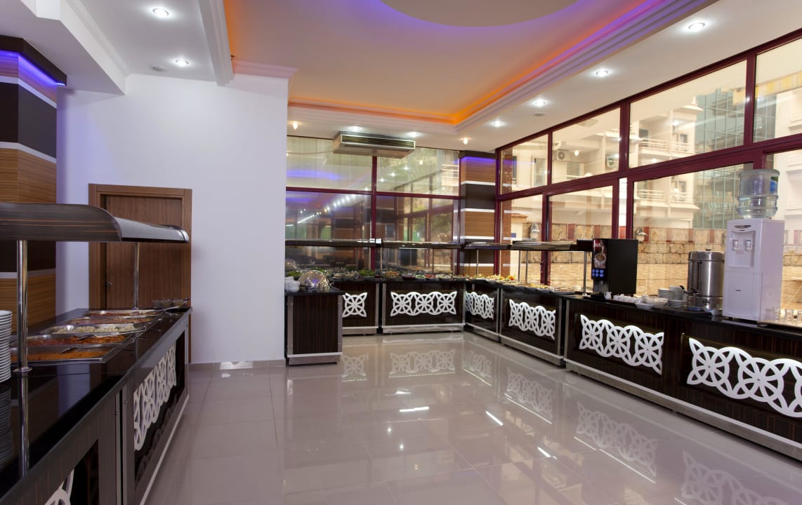 Buffet Hotel Diamore