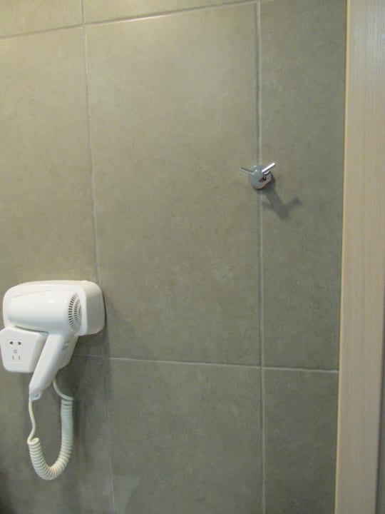 Der einzigste Haken im ganzen Zimmer Hotel Kakkos Bay