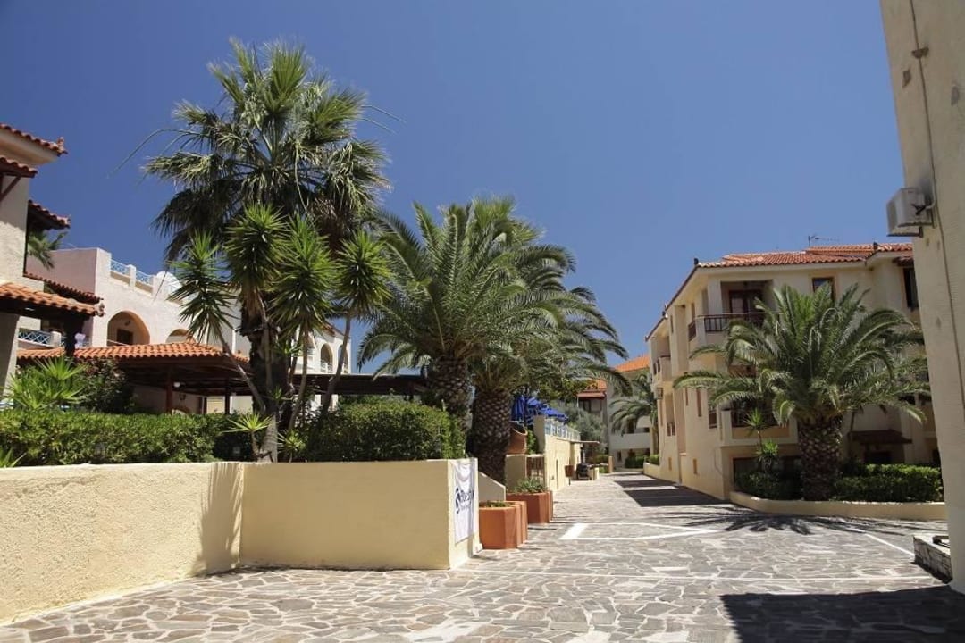 Uliczki hotelowe Hotel Kampos Village Resort