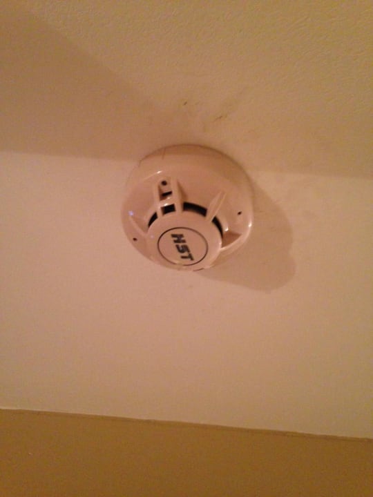 Wasser aus Feuermelder Ghazala Beach