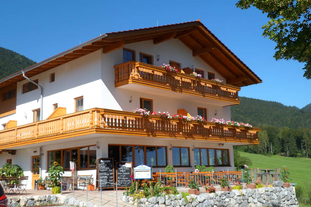 Außenansicht Berggasthaus Kraxenberger