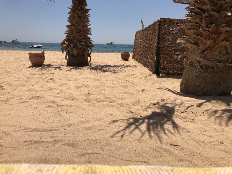 Strand Lotus Bay Beach Resort