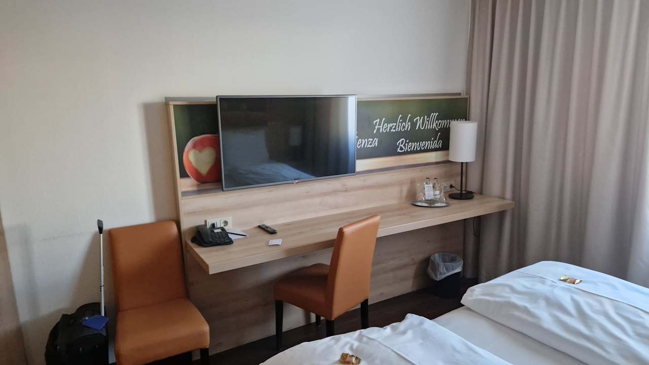 Zimmer H+ Hotel Stuttgart Herrenberg