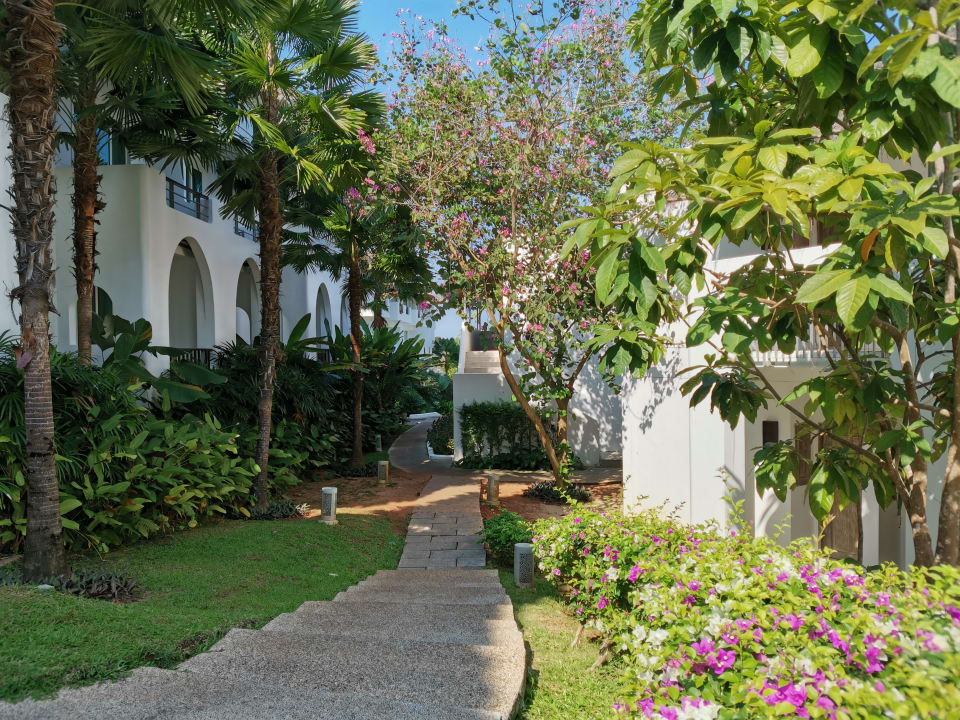 Gartenanlage Eden Beach Resort & Spa, A Lopesan Collection Hotel