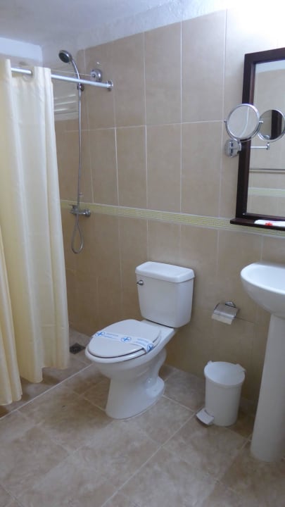 Bad Hotel Los Caneyes