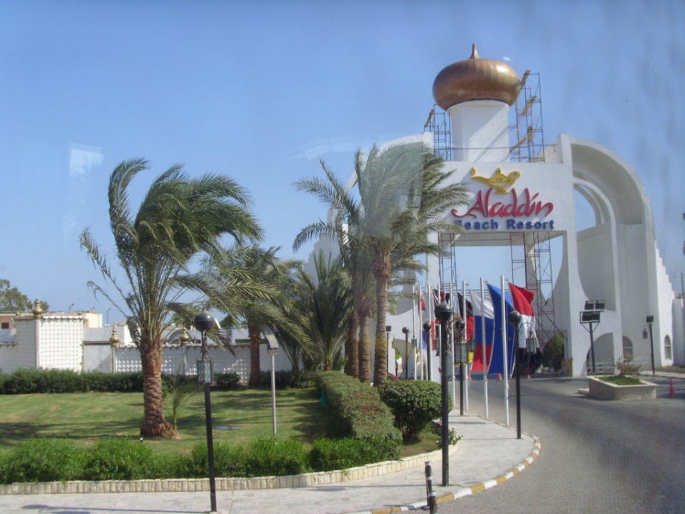 Eingangsbereich Aladdin Beach Resort