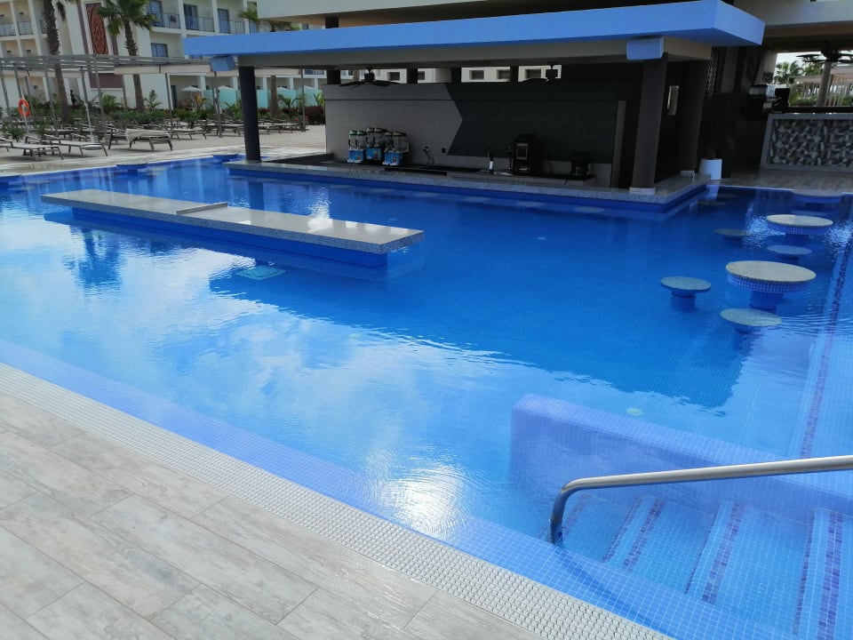 Pool Hotel Riu Palace Santa Maria