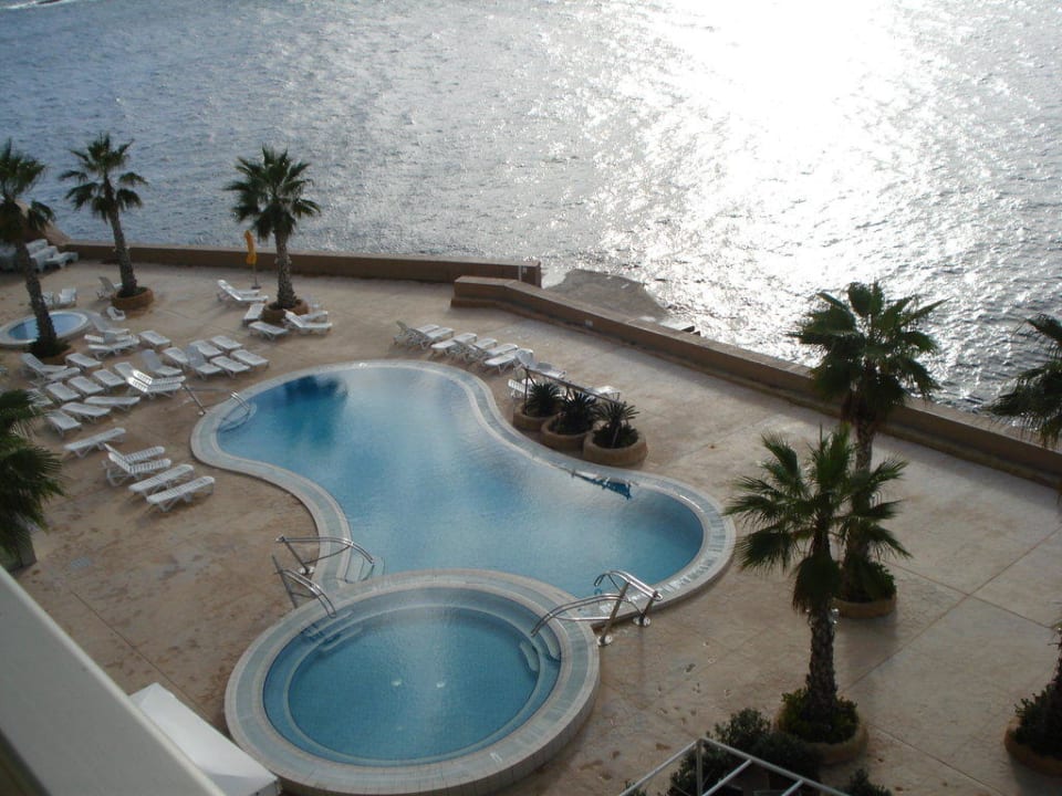 Photo prise de la chambre de l'hôtel  Cavalieri Art Hotel