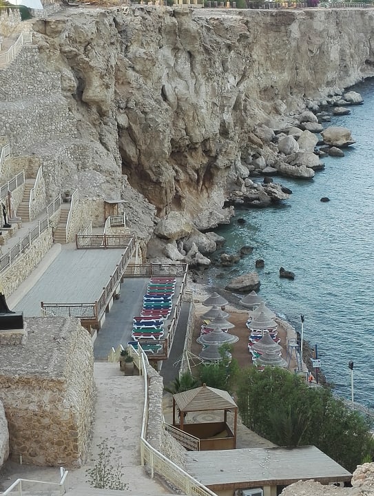 Strand Dreams Beach Resort