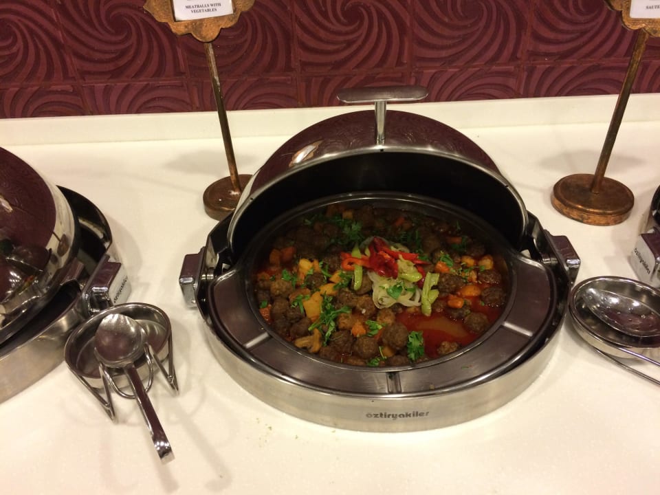Buffet täglich was anderes Ramada Plaza by Wyndham Antalya