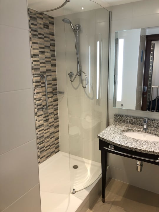 Zimmer Hampton By Hilton London Stansted Airport