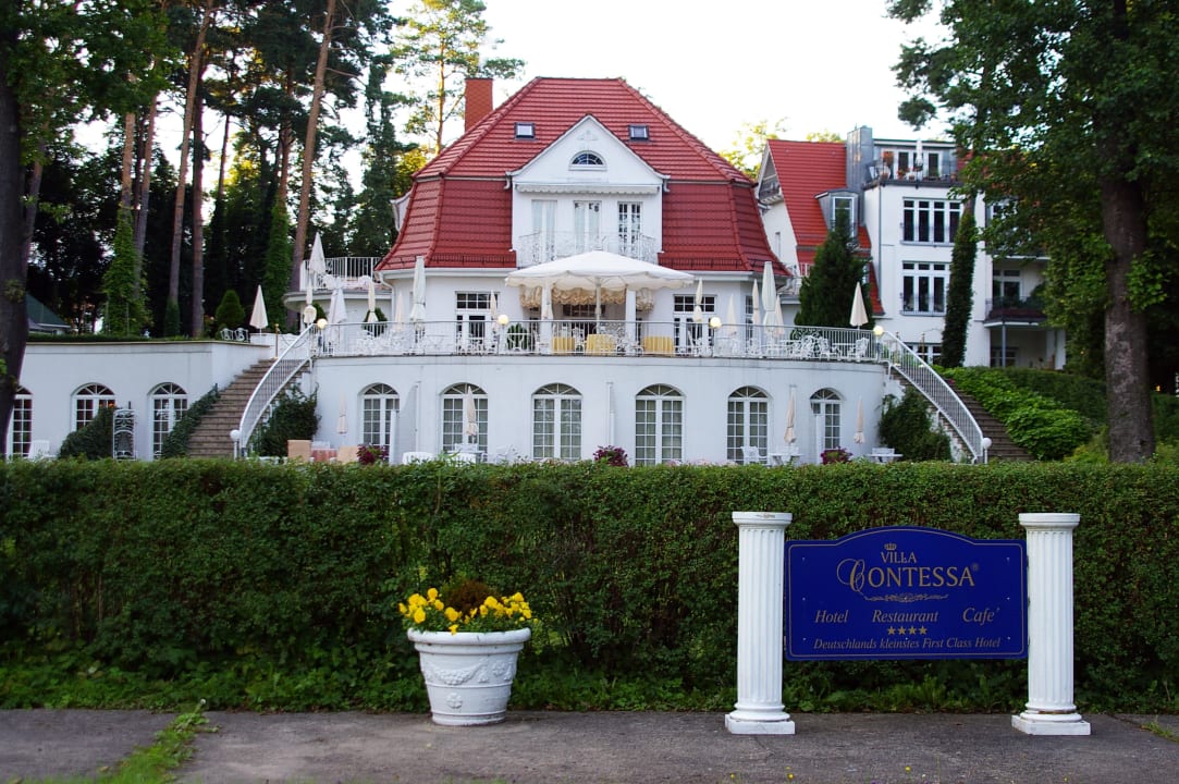 Das Hotel von der Seeseite Villa Contessa