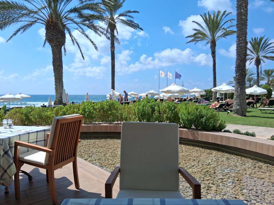 Gastro Constantinou Bros Athena Beach Hotel