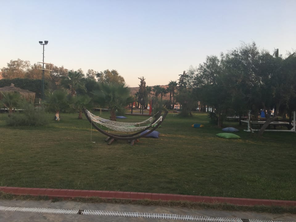 Gartenanlage Ladonia Hotels Delmare