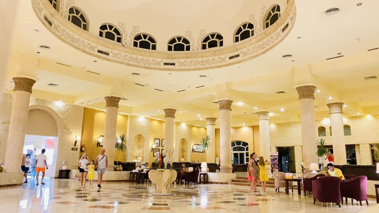 Lobby Regency Plaza Aqua Park & Spa