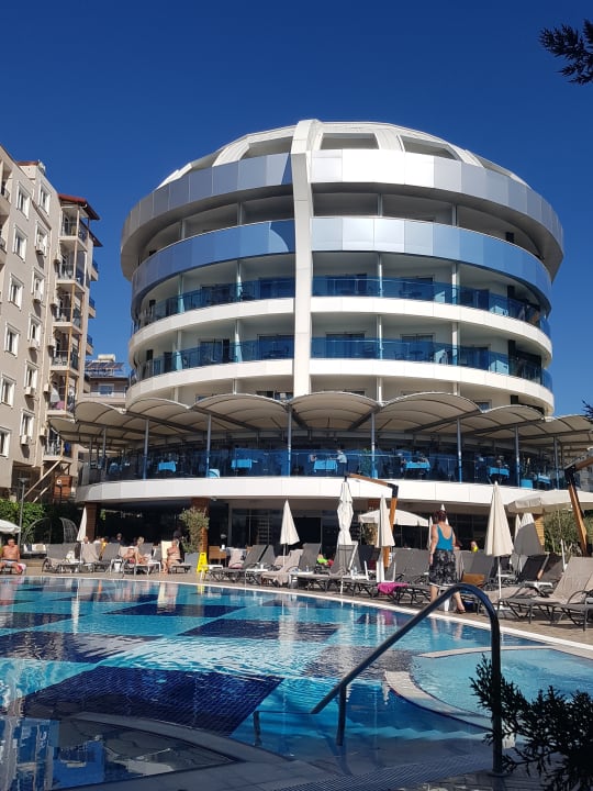 Außenansicht Sunprime C-Lounge