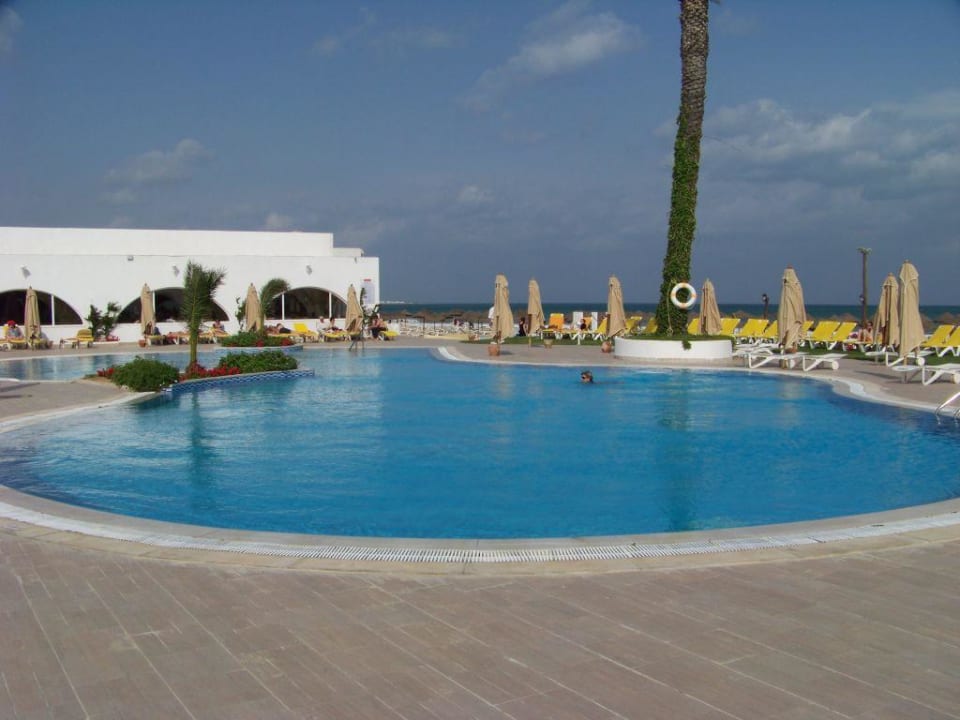 La piscine Club Salammbô Hammamet