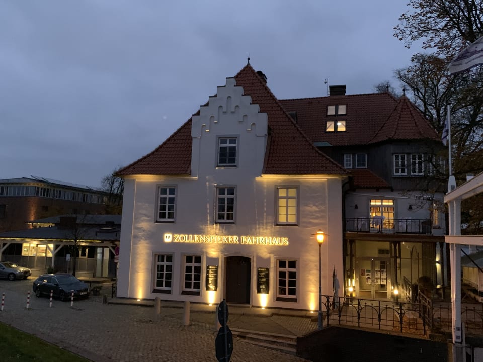 Außenansicht Hotel Zollenspieker Fährhaus