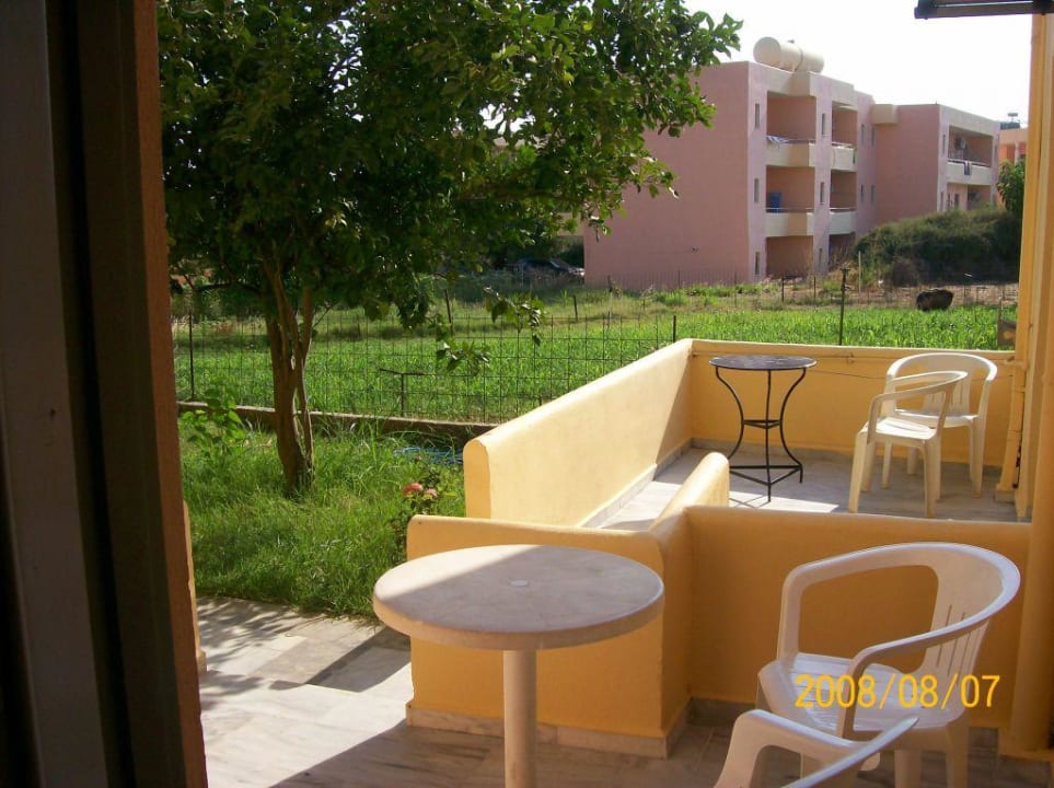 Taras Fereniki Holiday Resort & Spa