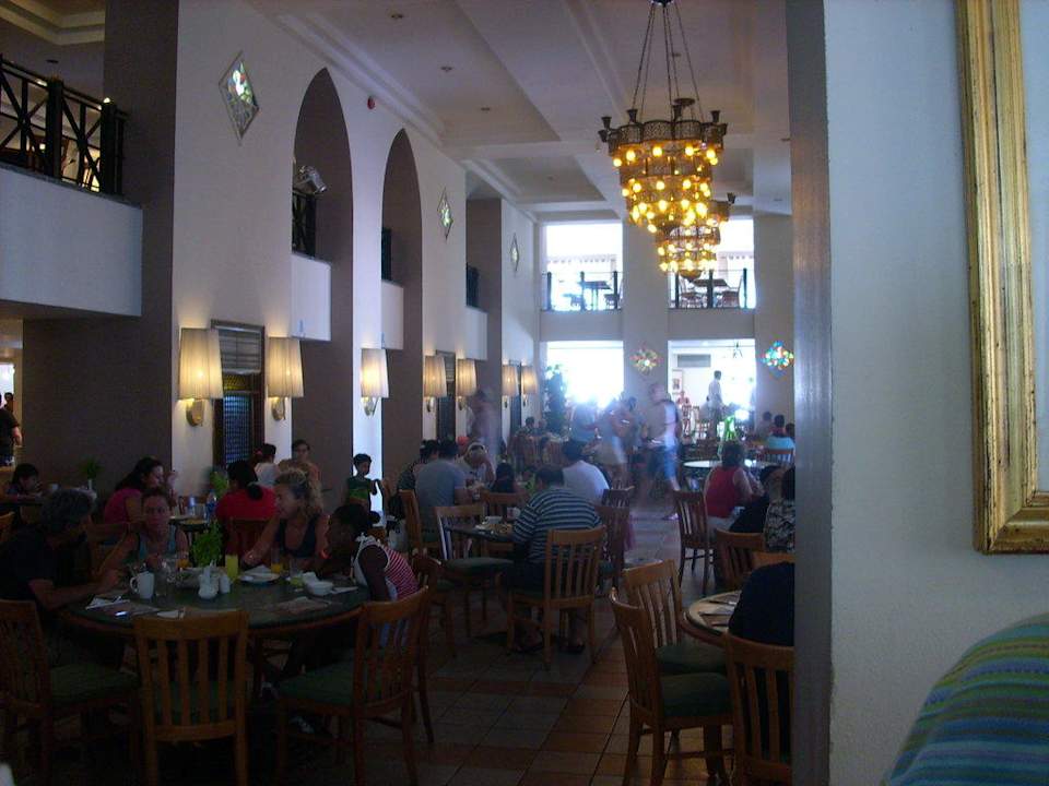 Main Restaurant Hotel Reef Oasis Palms
