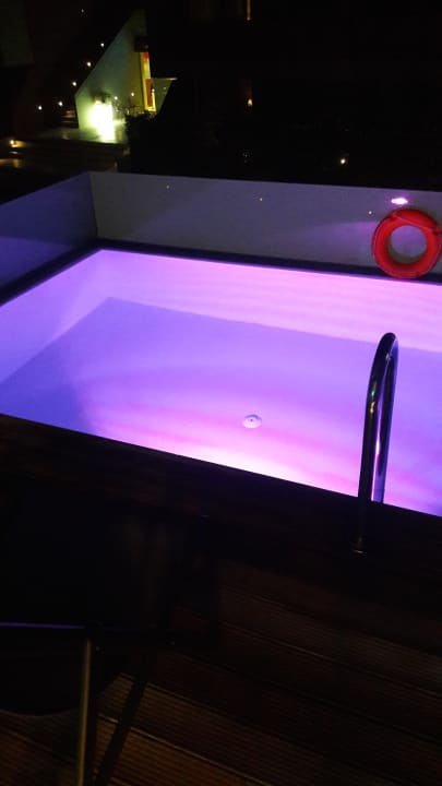 Pool Harmony Boutique Resort