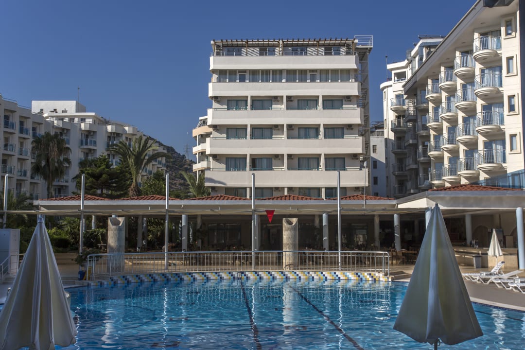 Pool Club Hotel Mirabell