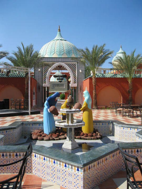 Фонтан Pickalbatros Alf Leila Wa Leila Resort - Neverland Hurghada