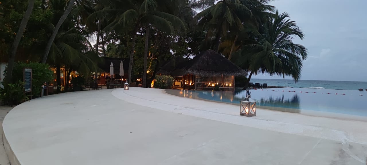 Pool Kuramathi Maldives