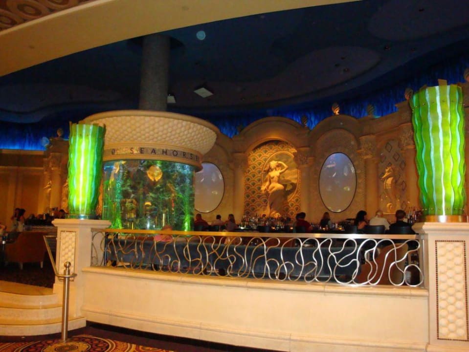 Eine der Bars Caesars Palace