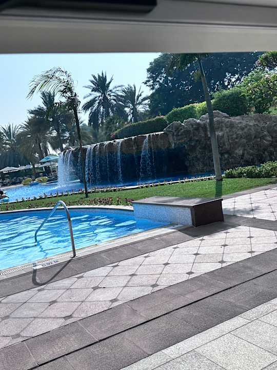 Pool Emirates Palace Mandarin Oriental