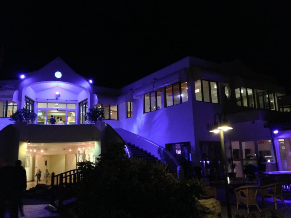 Restaurant bei Nacht ROBINSON ESQUINZO PLAYA