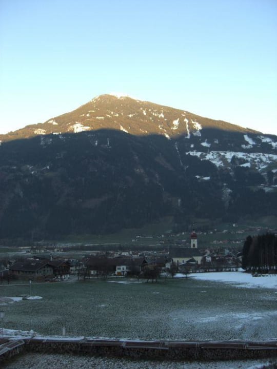 Ausblick Platzlhof - Mein Hotel im Zillertal