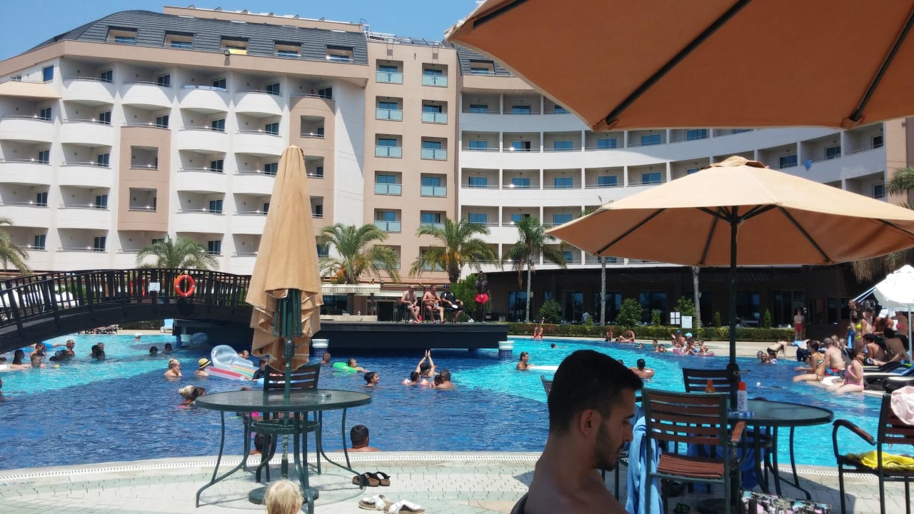 Pool Long Beach Alanya