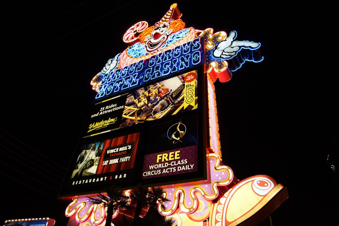 Außenansicht Hotel Circus Circus