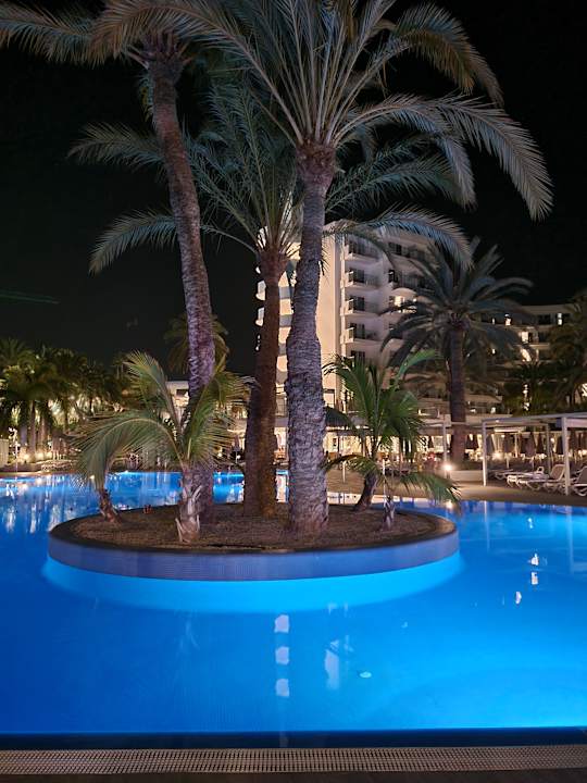 Pool Hotel Riu Papayas