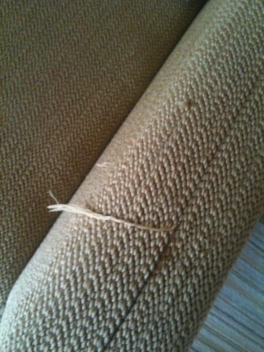 Kaputte Möbel 97% Bewertung HVD Clubhotel Miramar