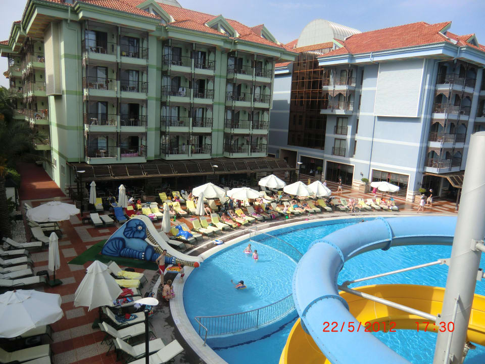 Бассейн  Hotel Turan Prince